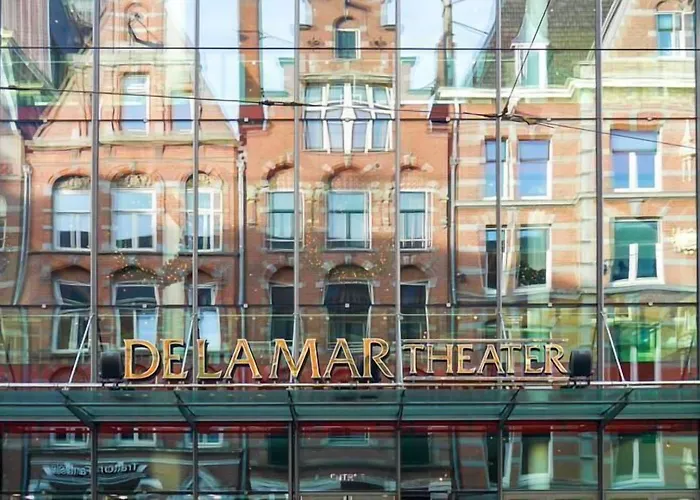 Crossroads Hostel Amsterdam *